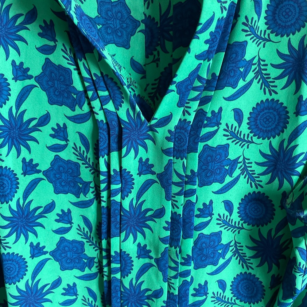 41 Hawthorn Breyson Pleated Detail Spilt Neck Blouse XL